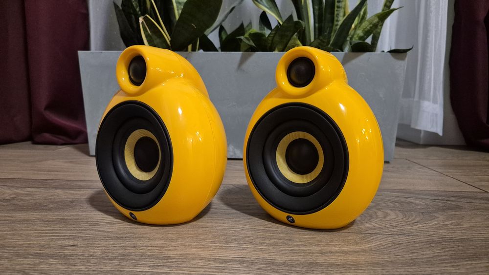 Scandyna MicroPod  glosniki stereo Ferrari