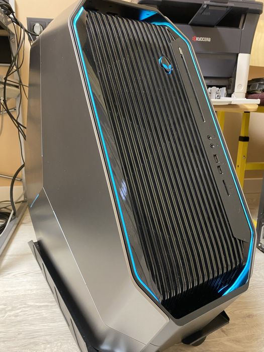 Alienware Area-51 R4 (2017)