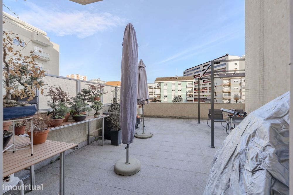 Apartamento T3 com terraços únicos no centro de Braga – Maximinos