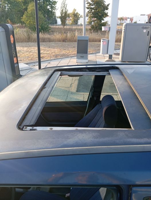 Mercedes Benz W124 1988