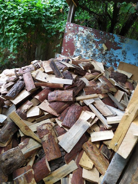 Дрова Дуб , Акация. Колотые. Так же есть и др дрова  от 1400грн