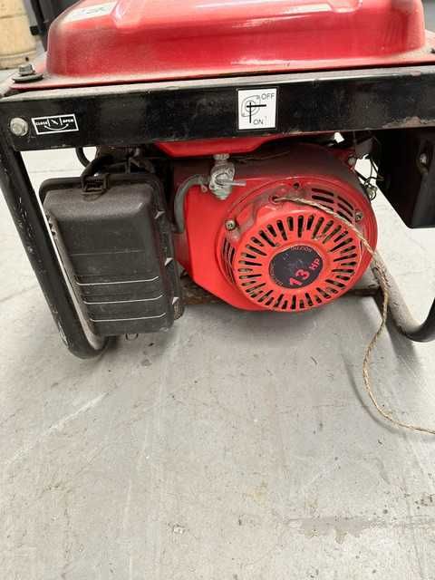 Vendo gerador de energia com 5500 W de potência real