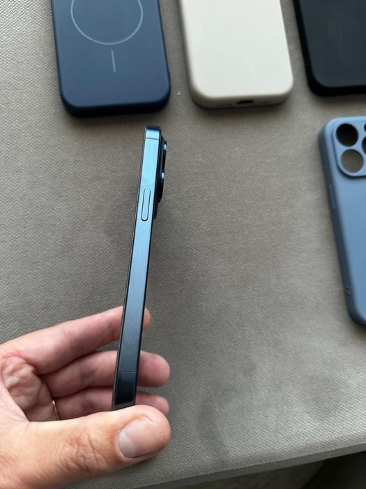 iPhone 15 pro 128Gb Como Novo