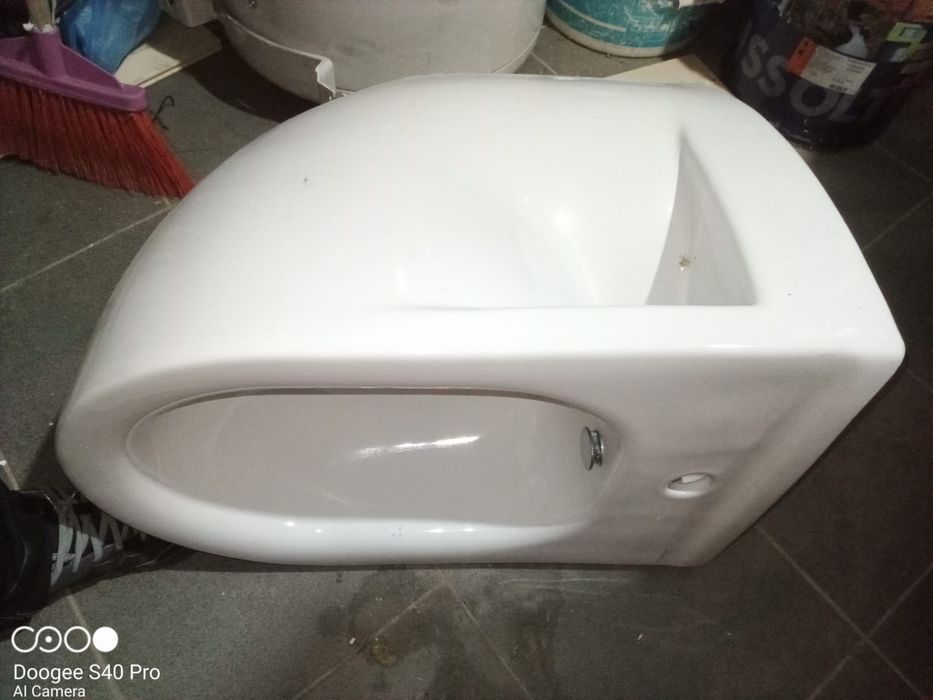 Bidé Valadares Nautilus