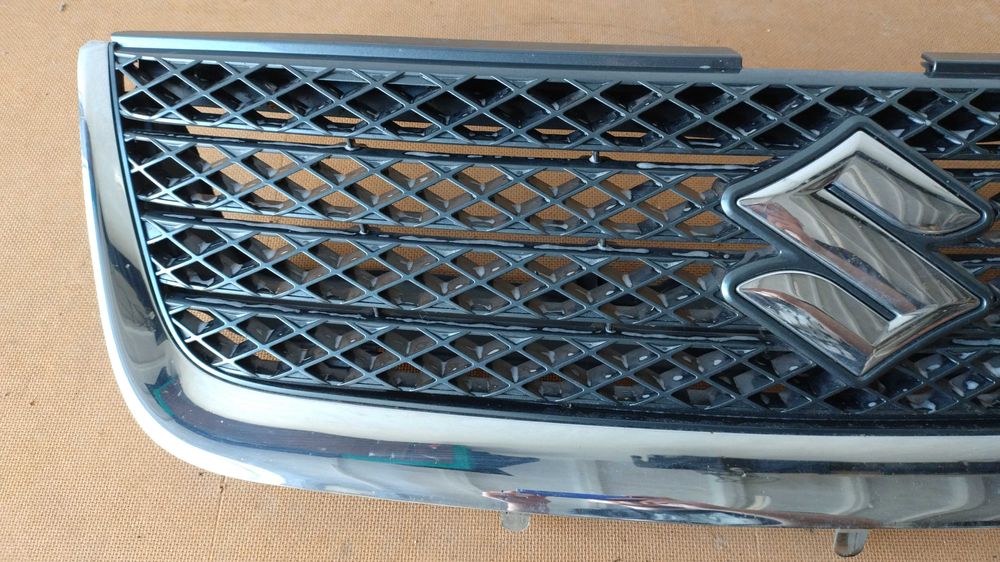 Atrapa Chłodnicy Grill Suzuki Grand Vitara II Lift 2008-12