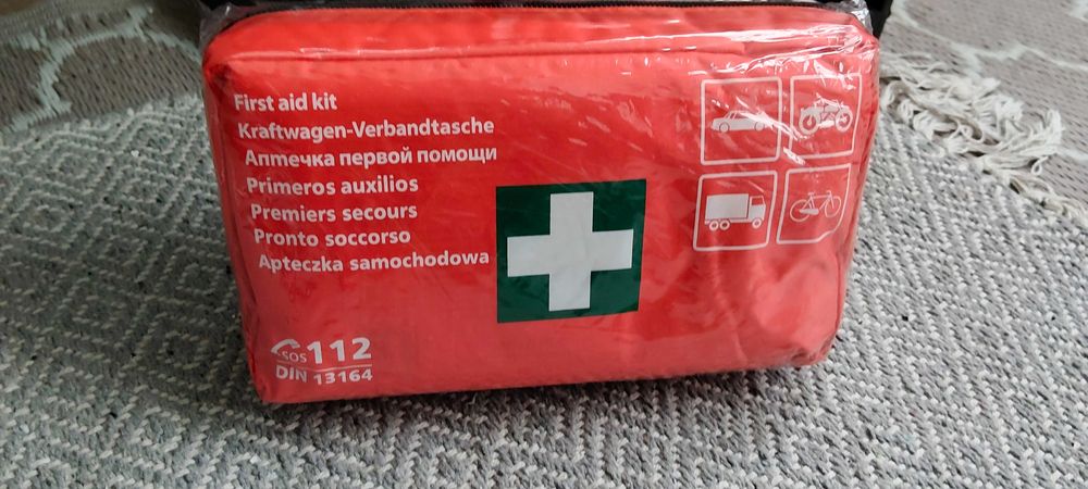Apteczka samochodowa Din 13164