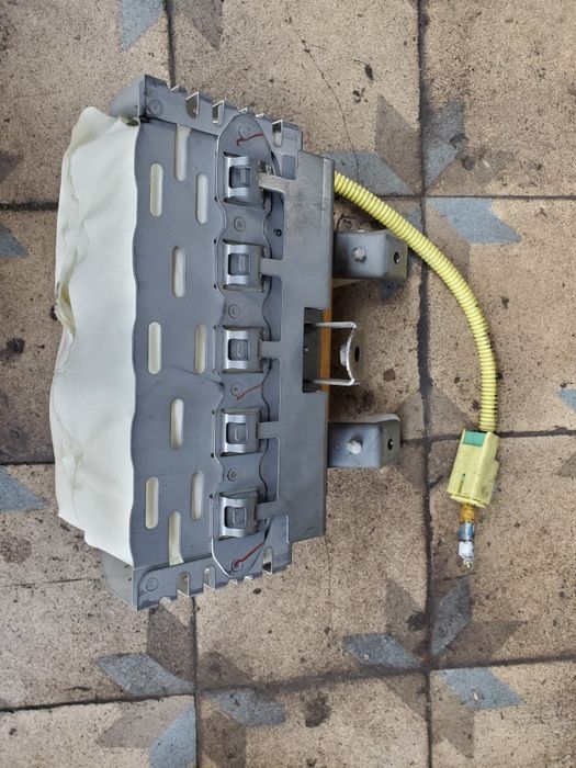 Продам подушку безпеки Субару