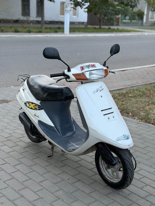 Продам мопед  хонда такт 24 в хорошем состоянии