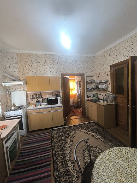 Продається будинок вул Червона Рута