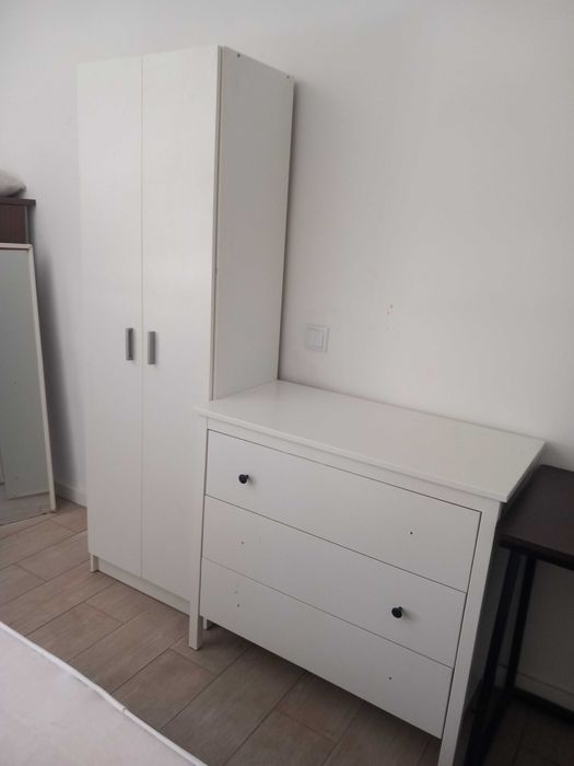 Comoda Ikea com 3 gavetas