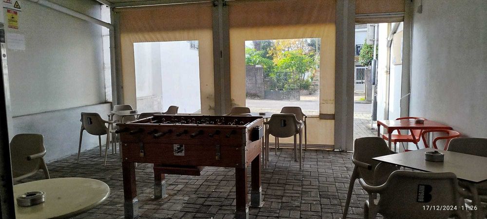 Café em pleno funcionamento com clientela fidelizadaem Guimarães