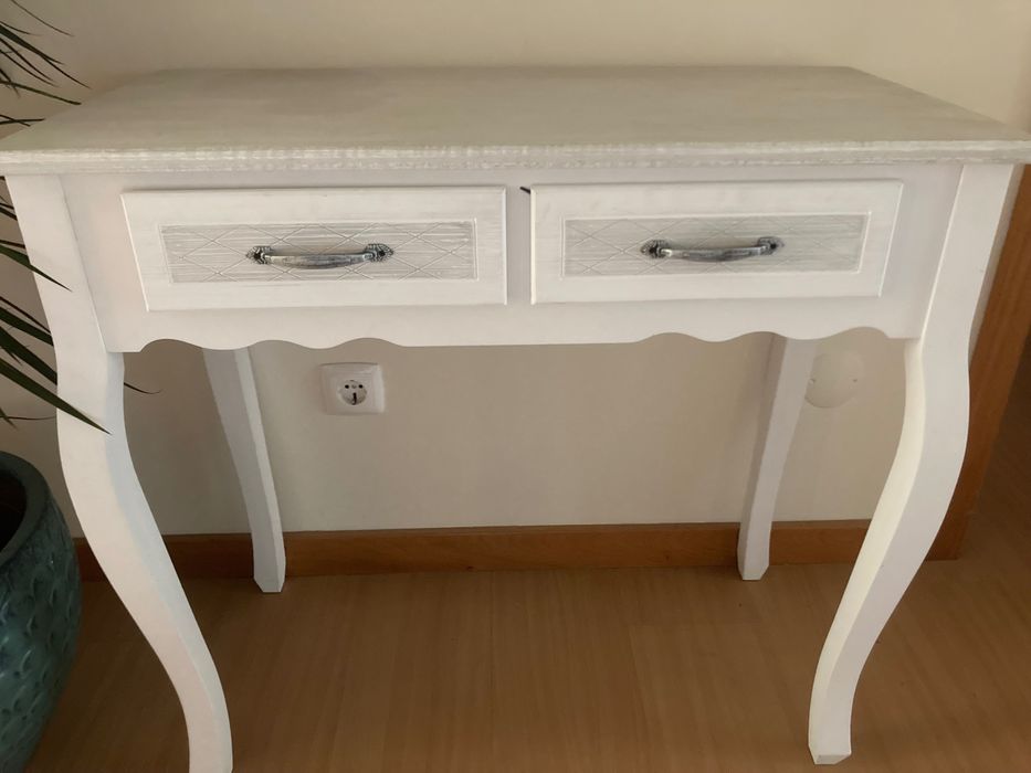 Aparador branco elegante