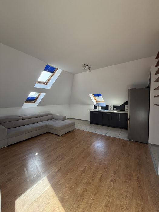 2-pokojowe mieszkanie, 38 m² użytkowych | ok. 50 m² po podłodze | osiedle zamknięte, cena 395 tysiecy. - Widok 2