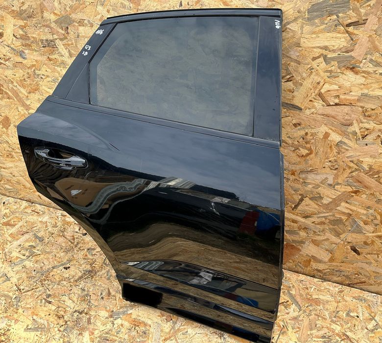 Audi q3 21r sportback drzwi prawe tył tylne kompletne