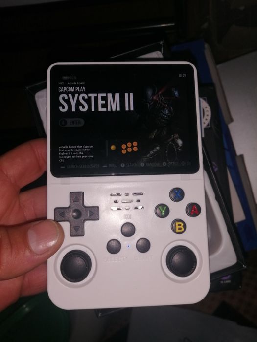 Consola portátil R36S