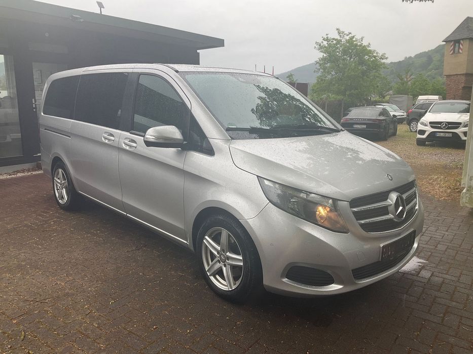 Mercedes-Benz V 220 CDI Longa 7G-TRONIC Avantgarde Edition