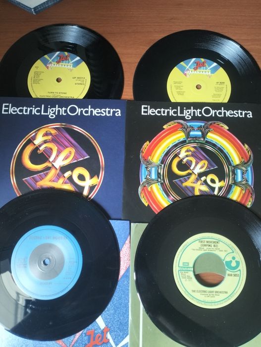 Coletânea 16 discos de vinil singles Eletric Light Orchestra