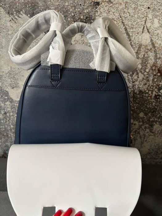 Plecak skórzany Michael Kors Rhea medium granatowy zlote logo