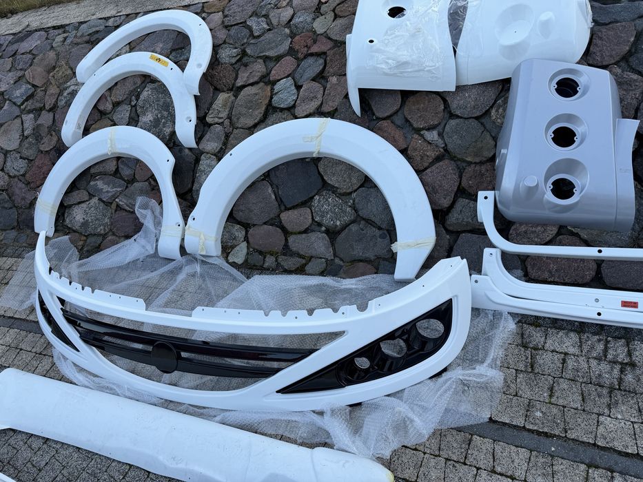 Kamper zderzak,lampa,nadkole,knaus