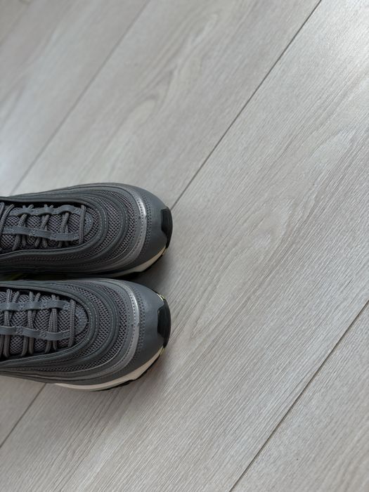 Оригінальні кросівки Nike Air Max 97 React Smoke Grey 38р 24 см