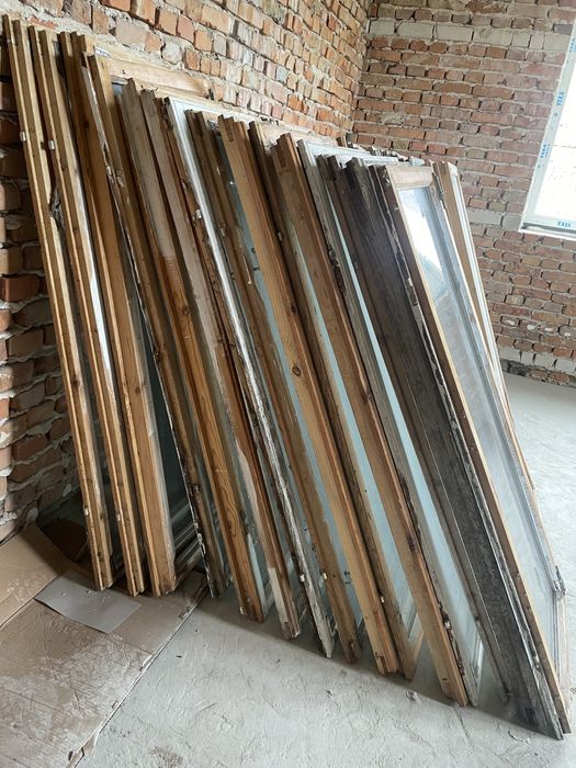 Рами зі склом б/у 41 шт.