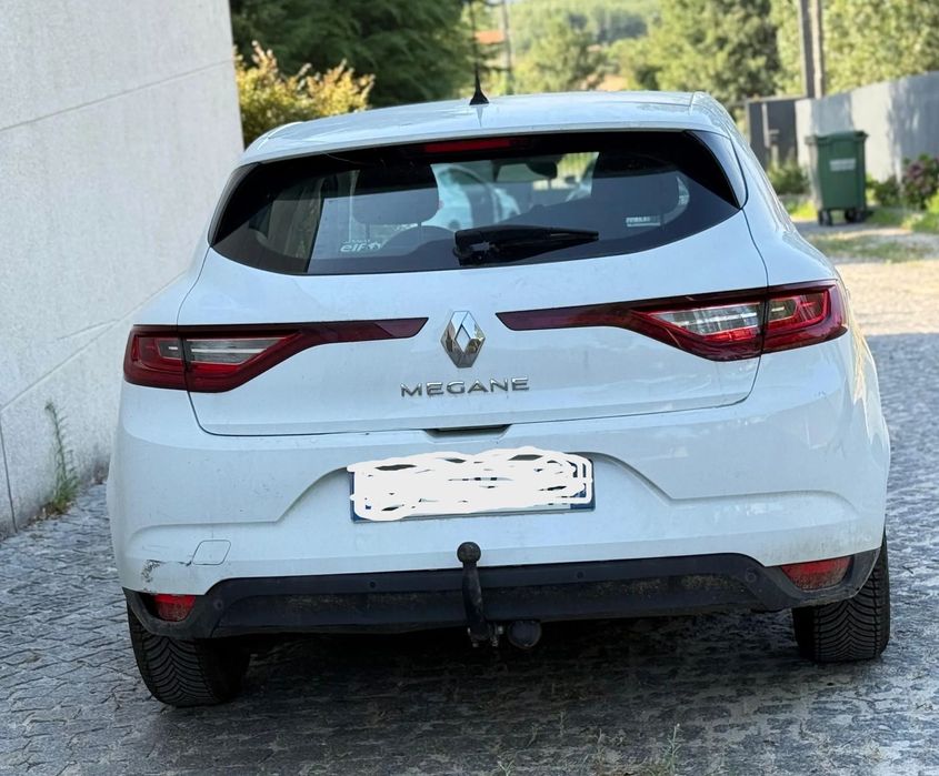 Tampa Mala Renault Megane IV Ano 2017