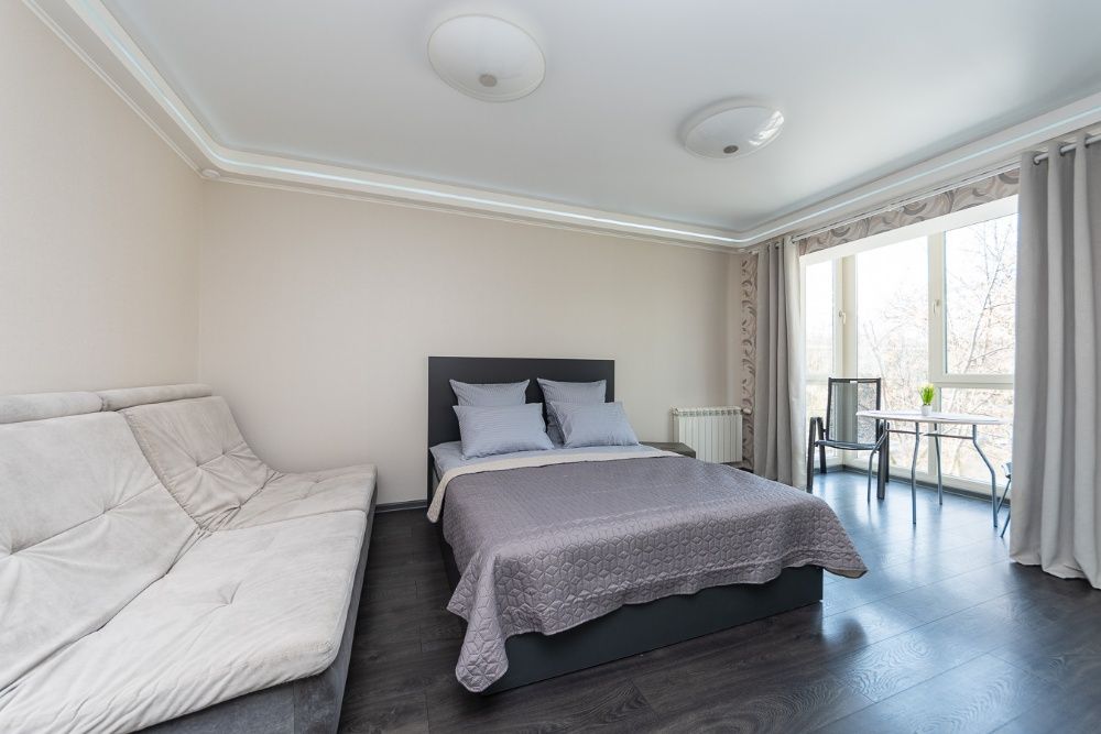 Современная квартира хорошего уровня по ул Соломенская 27