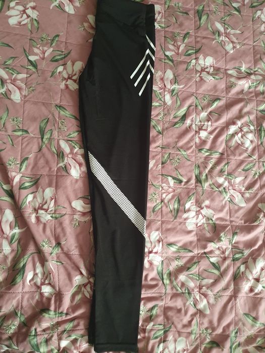 Nowe cienkie leginsy M