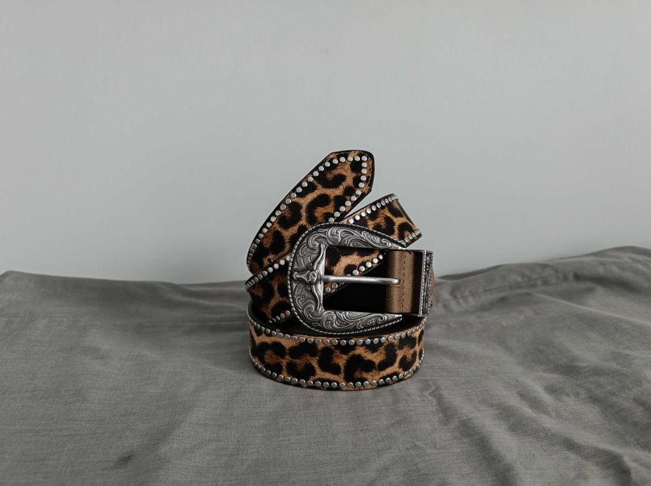 Pasek w panterkę klamra byk