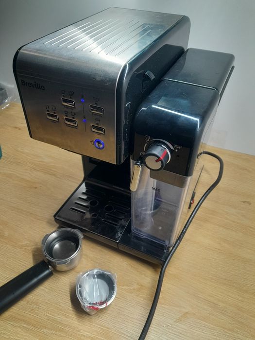 Ekspres do kawy kolbowy 19bar spieniacz breville prima latte II