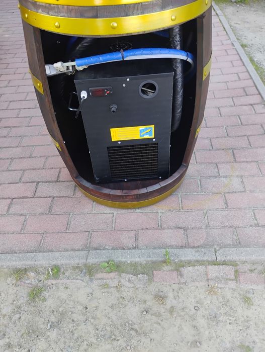 Witam mam na sprzedaż rollbar do piwa.