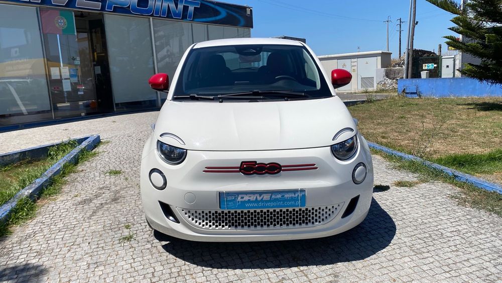 Fiat 500e (RED)