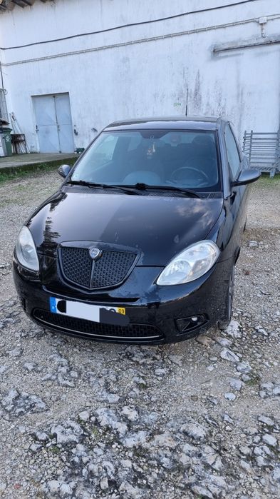 Lancia ypsilon 1.3 multijet 105 cv Momo Design