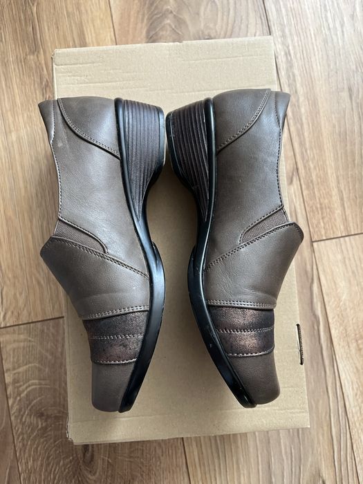 Skórzane buty damskie - rozmiar 36