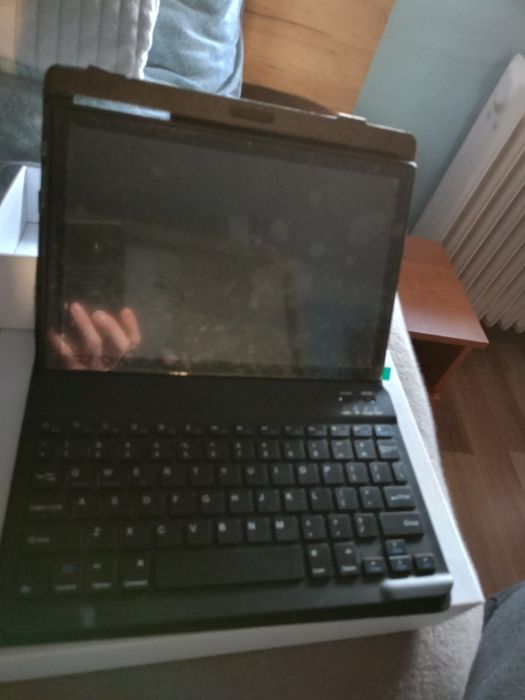 Sprzedam Tablet Nowy !!