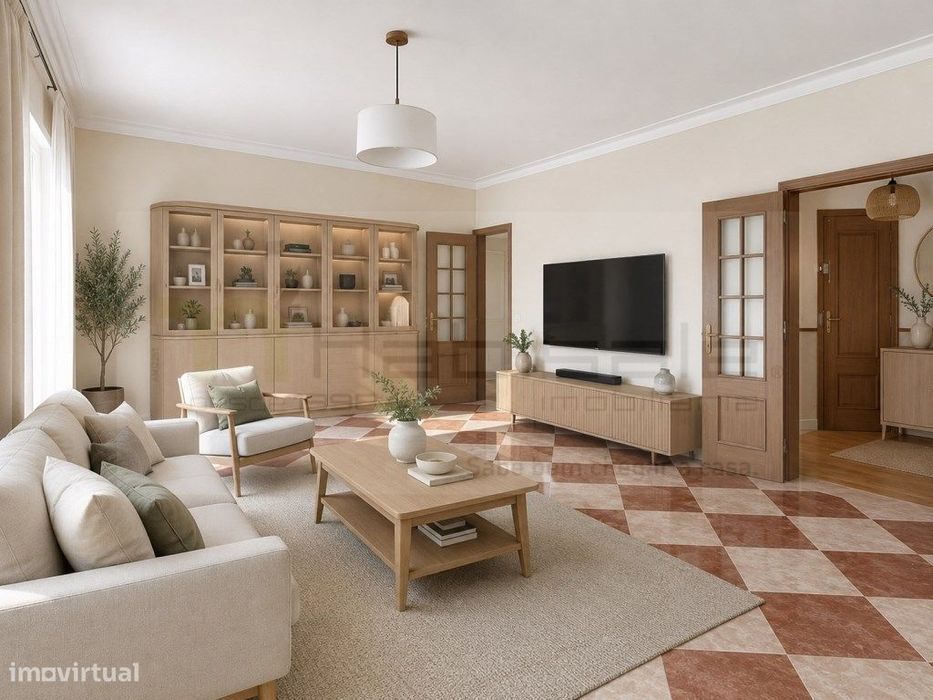 Apartamento T3 com varanda