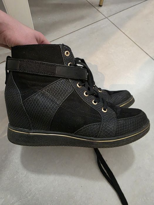Trampki na platformie New Look 40