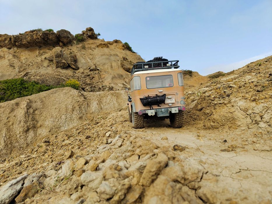FMS Toyota FJ40 - Scale Crawler