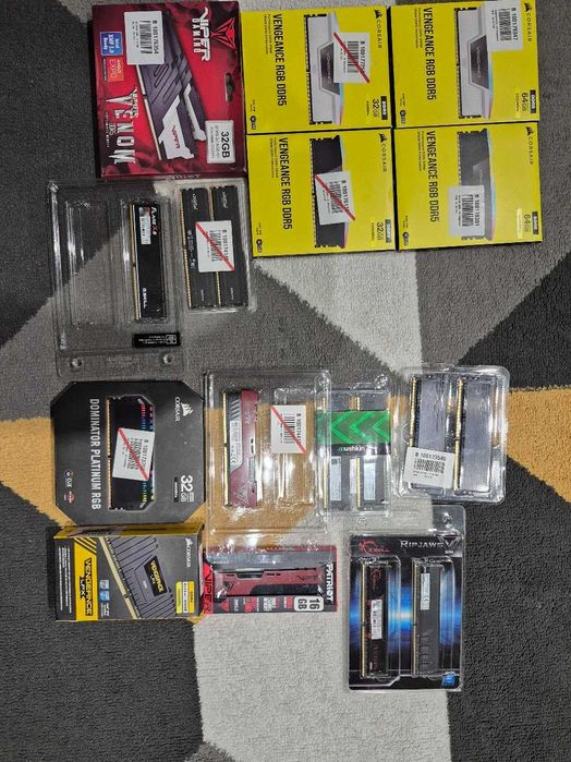 Pamięci RAM do PC 16GB DDR4 Różne Modele RGB