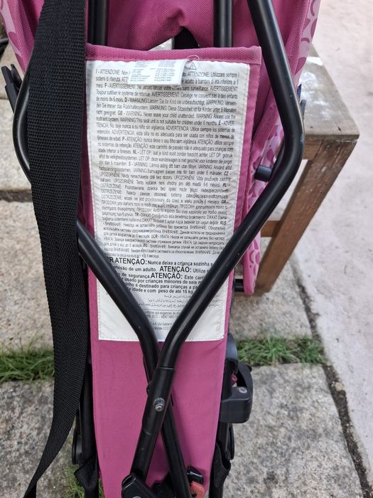 Carrinho de passeio Chicco para crianças até 15 kg