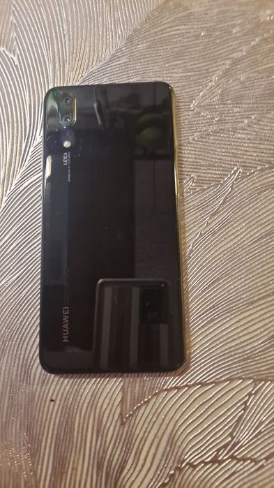 Smartfon Huawei P20