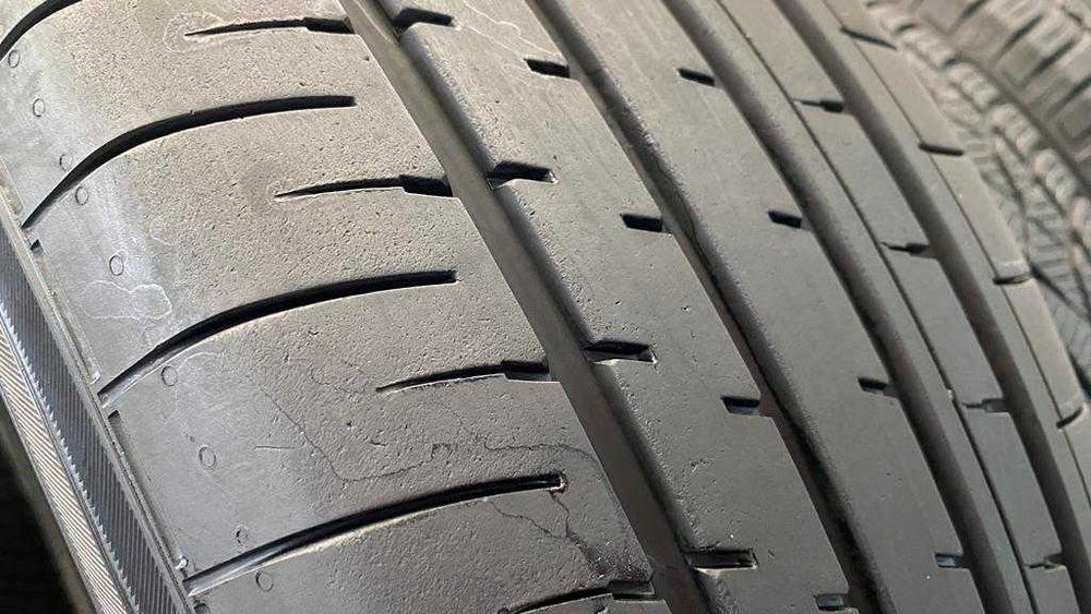 oL.8959 Opona 225/65R17 Yokohama Bluearth XT AE61 1szt RUDA ŚLĄSKA