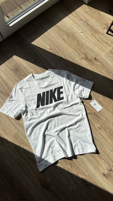 Koszulka Nike.