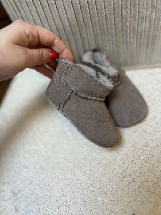 Угги дитячі нові