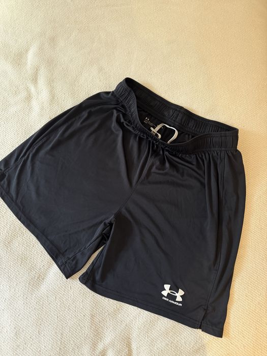 Спортивні шорти Under Armour