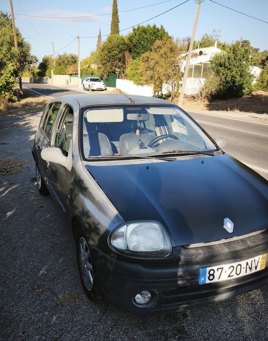 Vendo  carro Clio 1999