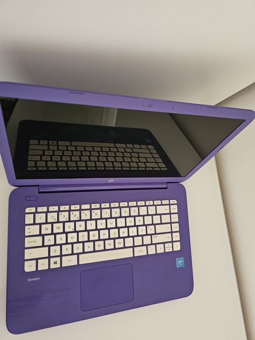 Computador portatil hp ( internet)