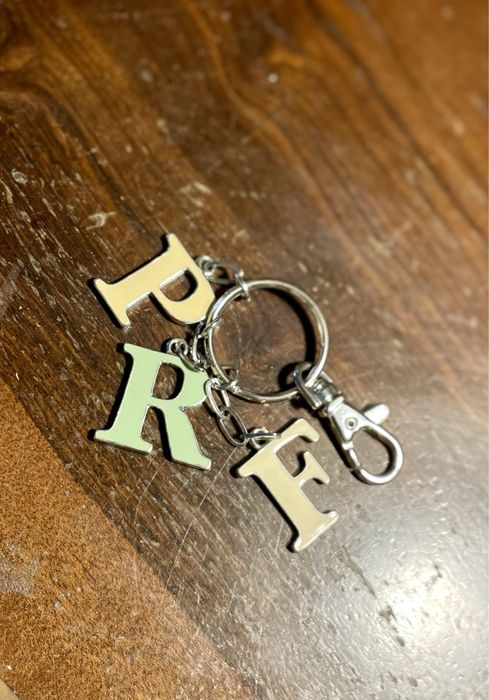 Porta chaves com letras