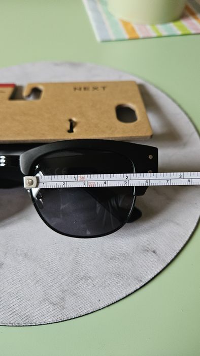 Next modne męskie okulary przecwisłoneczne imitacja wayfarer.