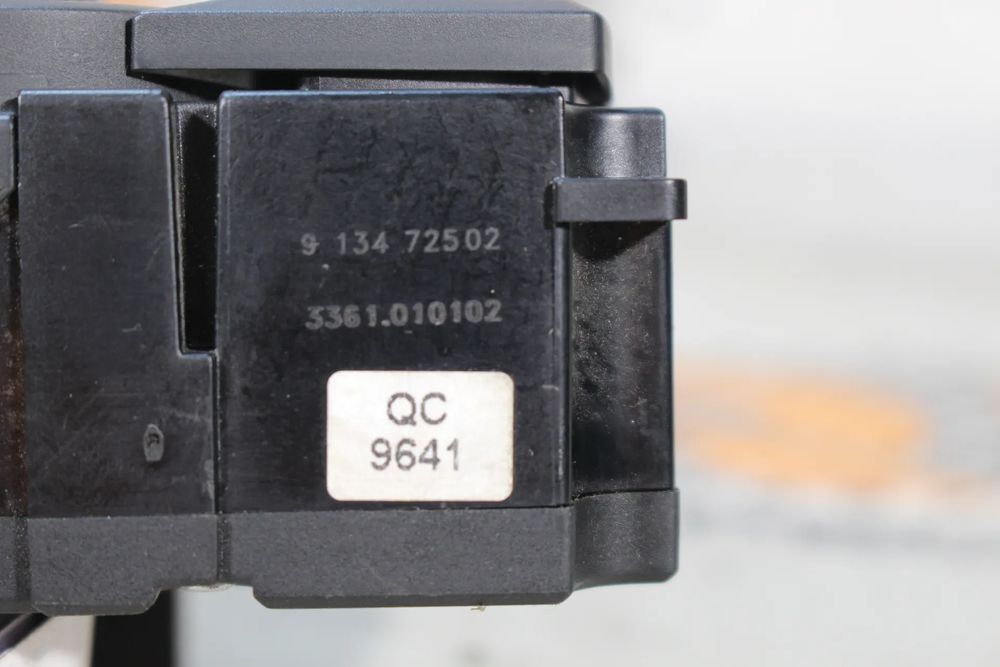 Botão / interruptor de luzes BMW 5 (E60)